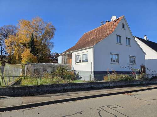 Foto - Haus zum Mieten in Allmendingen 900,00 € 102 m²