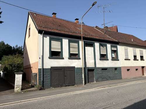Foto - Haus zum Kaufen in Spiesen-Elversberg 79.000,00 € 120 m²