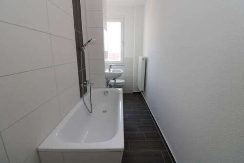 Foto - Wohnung zum Mieten in Freiberg 339,00 € 46.05 m²