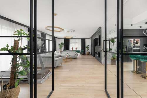 Foto - Haus zum Kaufen in Nadrensee 490.000,00 € 391 m²