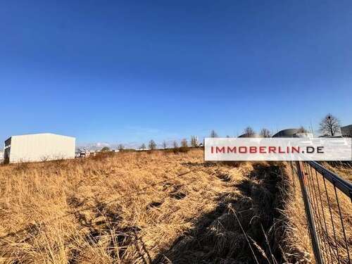 Foto - Grundstück in Oberkrämer 910.000,00 € 6500 m²