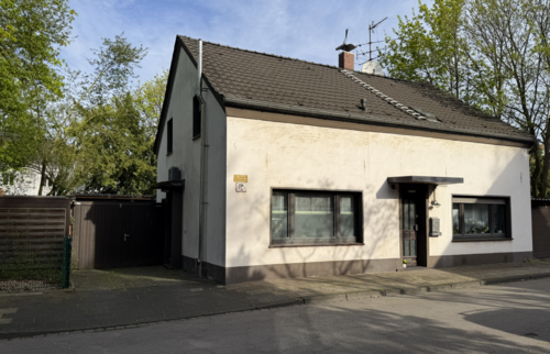 Foto - Haus zum Kaufen in Duisburg 119.000,00 € 130 m²