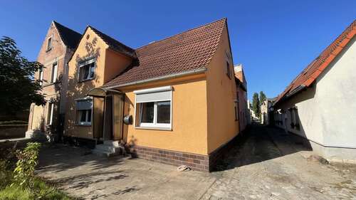 Foto - Haus zum Kaufen in Egeln 49.000,00 € 95 m²