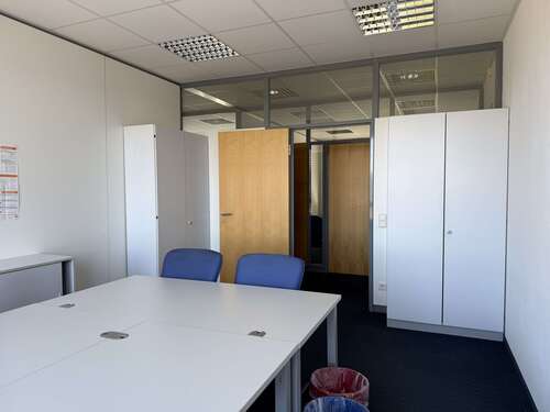 Foto - Büro in Köln 650,00 € 24 m² - 650,00&nbsp;EUR Kaltmiete, ca.&nbsp; 24,00&nbsp;m&sup2;