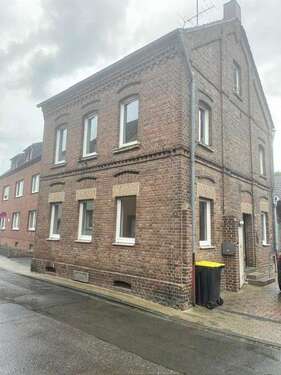 Foto - Haus zum Kaufen in Neuss-Holzheim 598.000,00 € 110 m²