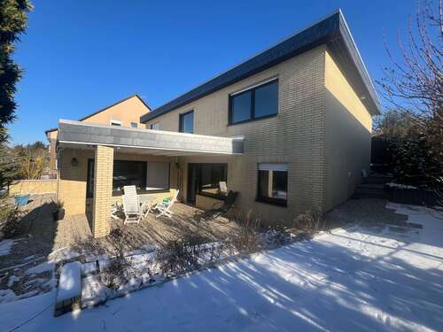 Foto - Haus zum Kaufen in Helmstedt 245.000,00 € 142 m²