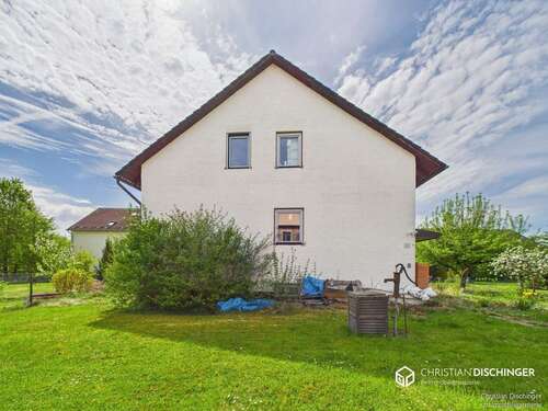 Foto - Haus zum Kaufen in Regensburg Harting 479.000,00 € 243 m²