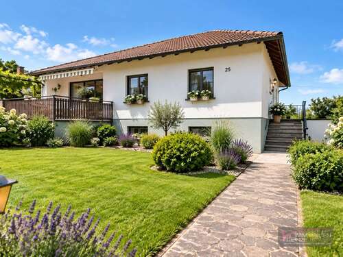 Foto - Haus zum Kaufen in Frensdorf 350.000,00 € 138 m²