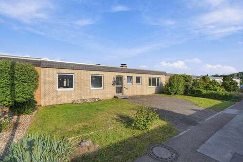 Foto - Haus zum Kaufen in Dormagen Delhoven 349.000,00 € 96.19 m²