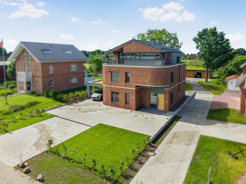 Foto - Haus zum Kaufen in Grünendeich 3.600.000,00 € 341.43 m²