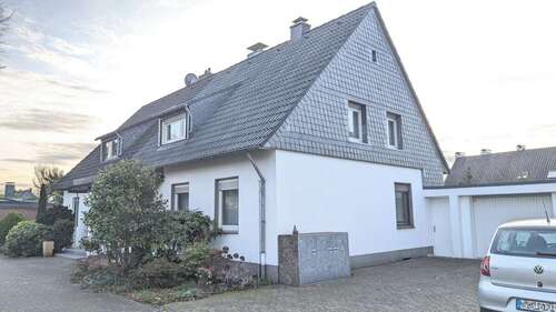 Foto - Haus zum Kaufen in Langenfeld 450.000,00 € 118 m²