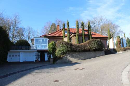 Foto - Haus zum Kaufen in Mühlhausen 1.350.000,00 € 248 m²