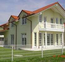 Haus zum Mieten in Eichenried 3.190,00 € 241 m²