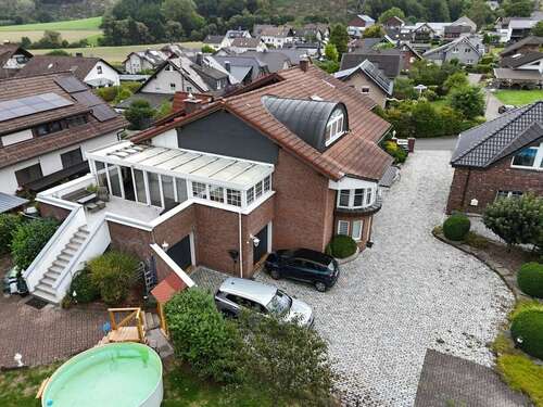 Foto - Haus zum Kaufen in Neuenrade Altenaffeln 599.000,00 € 456 m²