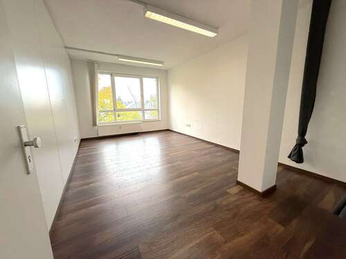 Foto - Büro in Friedrichsdorf 399,00 € 23 m²