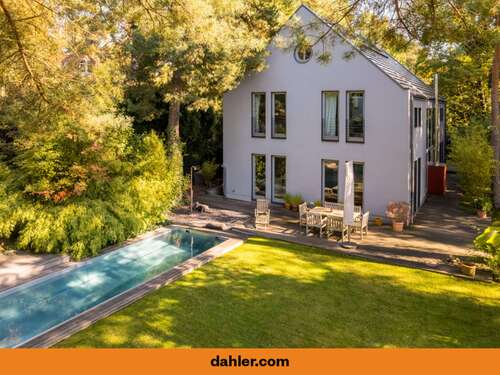 Foto - Haus zum Kaufen in Kleinmachnow 2.490.000,00 € 285.7 m²