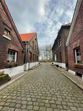 Foto - Wohnung zum Mieten in Hünxe-Krudenburg 1.681,68 € 140.14 m²