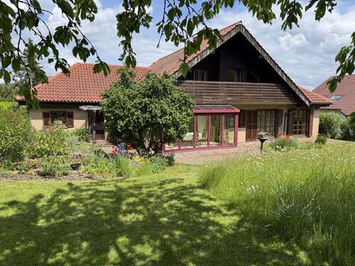 Foto - Haus zum Kaufen in Lahntal Caldern 549.000,00 € 194.12 m²