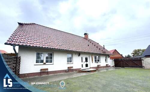 Foto - Haus zum Kaufen in Rochau 328.000,00 € 180 m²