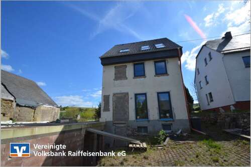 Foto - Haus zum Kaufen in Kommen 210.000,00 € 207 m²