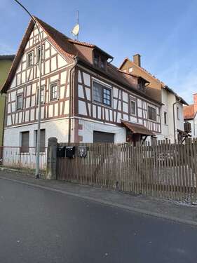 Foto - Haus zum Kaufen in Ronneburg 499.000,00 € 272.68 m²