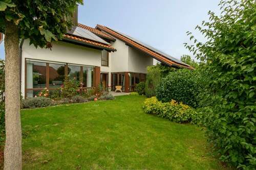Foto - Haus zum Kaufen in Tiefenbach 799.000,00 € 200 m²