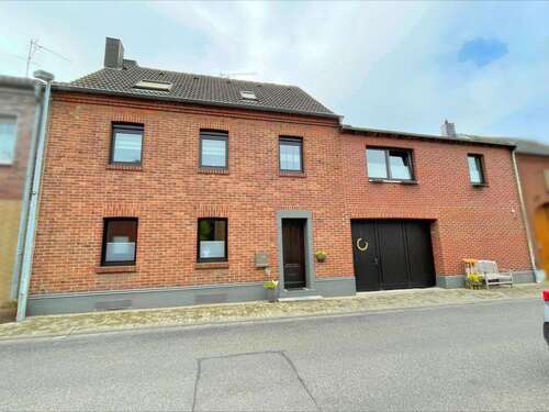 Foto - Haus zum Kaufen in Erkelenz 329.000,00 € 173.57 m²