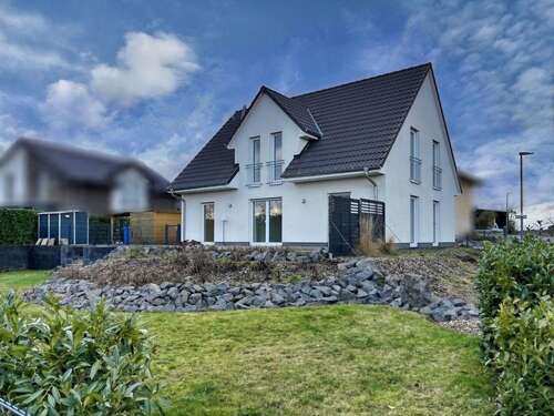 Foto - Haus zum Kaufen in Dörth 420.000,00 € 148 m²