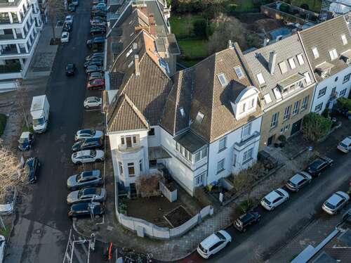 Foto - Haus zum Kaufen in Düsseldorf 1.900.000,00 € 203 m²