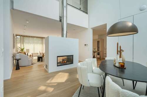 Foto - Haus zum Kaufen in Köln 1.980.000,00 € 286 m²