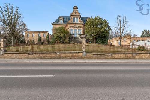 Foto - Haus zum Kaufen in Leisnig 315.000,00 € 280 m²