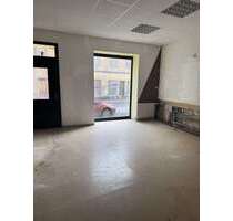 Einzelhandel in Altenburg 268,20 € 35.24 m²