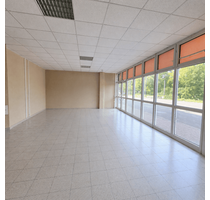 Einzelhandel in Leipzig 3.239,00 € 359.89 m²