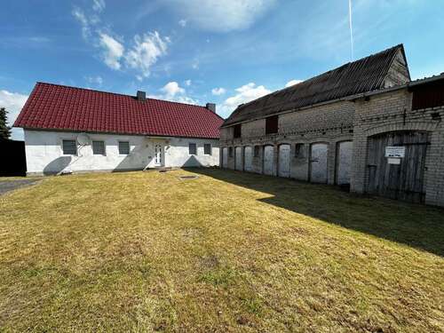 Foto - Haus zum Kaufen in Gardelegen 115.000,00 € 135 m²