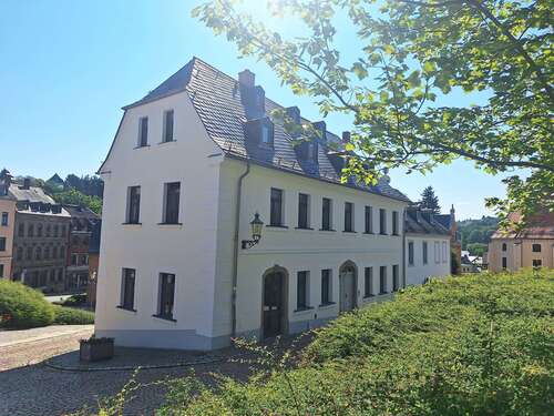 Foto - Wohnung zum Mieten in Reichenbach 824,00 € 88 m²
