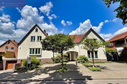 Foto - Haus zum Kaufen in Wedemark 699.000,00 € 298.34 m²