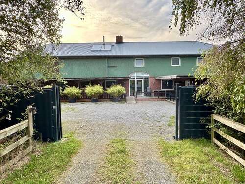 Foto - Haus zum Kaufen in Högel 525.000,00 € 291 m²