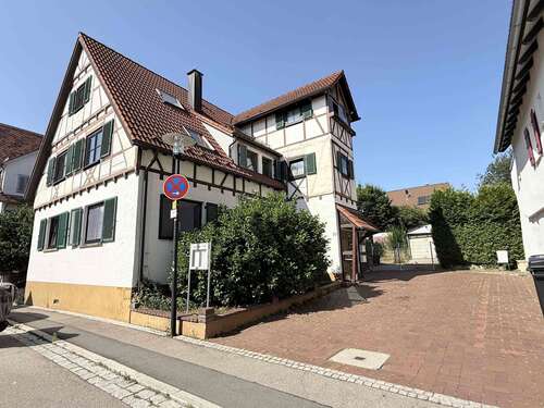 Foto - Haus zum Kaufen in Altdorf 590.000,00 € 238 m²