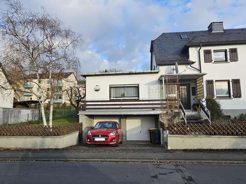 Foto - Haus zum Kaufen in Herborn Heesen 220.000,00 € 114.5 m²