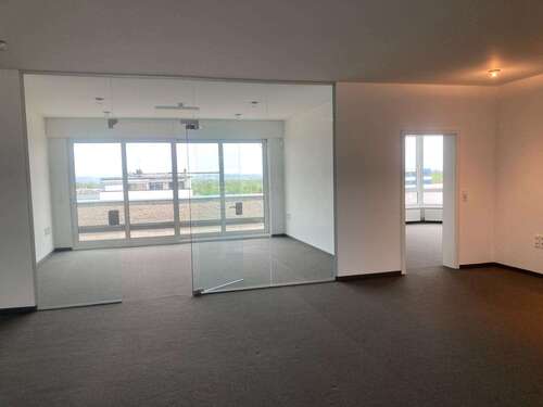 Foto - Büro in Oberursel 3.950,00 € 246 m²