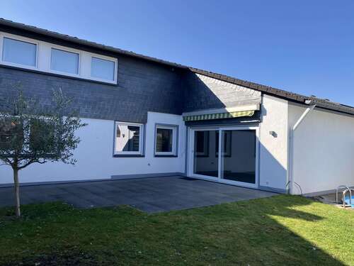 Foto - Haus zum Mieten in Wesseling 1.850,00 € 134 m²