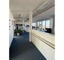 Büro in Freiburg im Breisgau 3.240,00 € 240 m²