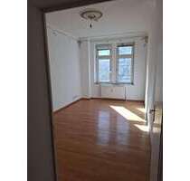 Wohnung zum Kaufen in Düsseldorf 195.000,00 € 65 m²