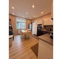 Wohnung zum Kaufen in Duisburg 160.000,00 € 95 m²
