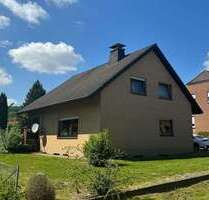 Haus zum Mieten in Hiddenhausen 2.000,00 € 179 m²