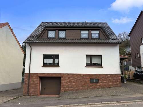 Foto - Haus zum Kaufen in Schmelz 190.000,00 € 200 m²