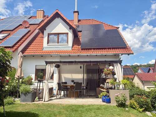 Foto - Haus zum Kaufen in Owingen 680.000,00 € 179 m²