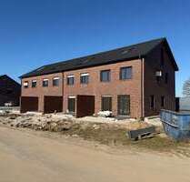 Haus zum Mieten in Rastede 1.550,00 € 123.14 m²