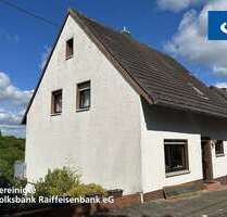 Haus zum Kaufen in Heimbach 110.000,00 € 116.96 m²