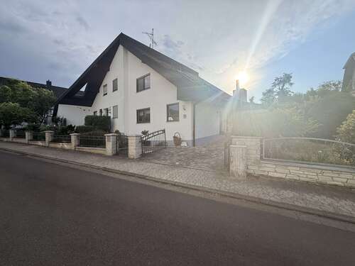Foto - Haus zum Kaufen in Hofheim-Marxheim 799.000,00 € 131 m²